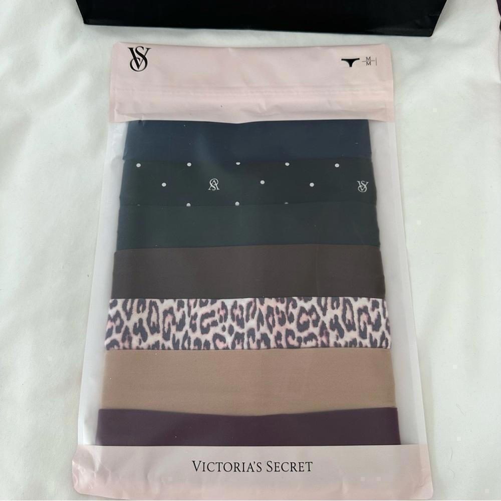Victoria’s Secret No Show Thong Panties